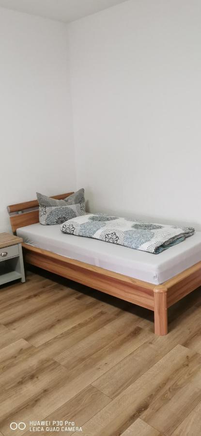 Monteurwohnung 1 Bitterfeld Dış mekan fotoğraf
